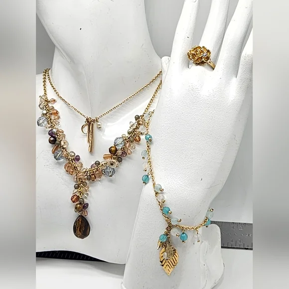 VTG AVON Mix Variety Collection Gold Tone Lot Necklace Bracelet Ring SIGNED Gems - Picture 3 of 16